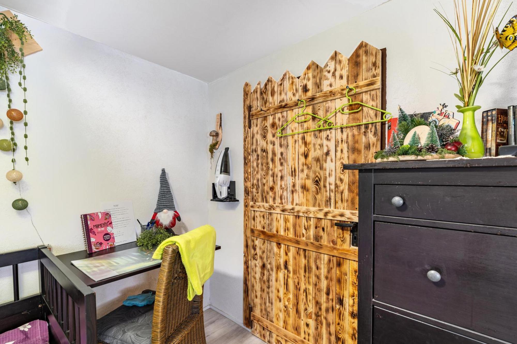 Hobbit Lounge Apartment Епинген Екстериор снимка