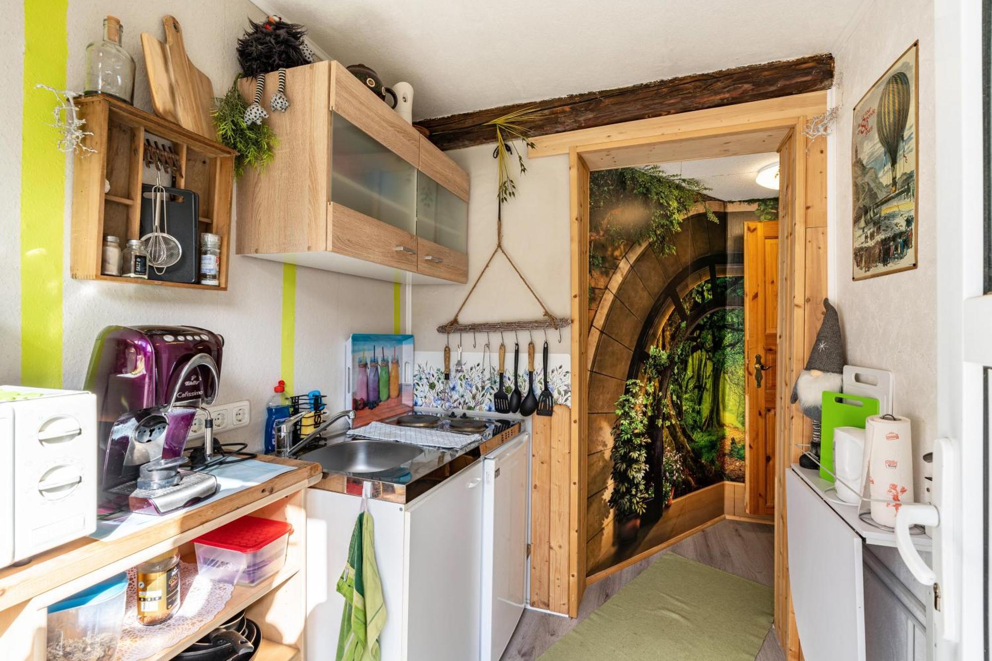 Hobbit Lounge Apartment Епинген Екстериор снимка